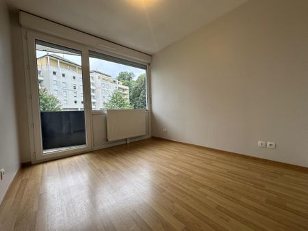 Location Appartement 3 pièces 68m² CHAMBERY 73000 - Photo 2