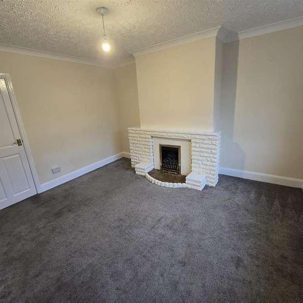 Anston Avenue, Worksop, S81 - Photo 1