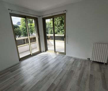 Location Appartement 2 pièces 45m² ST MAUR DES FOSSES 94100 - Photo 4