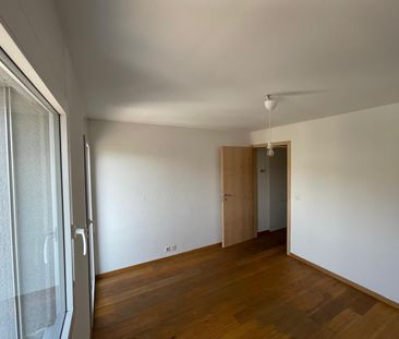 Logement de 3,5 pièces - 90m2 - Disponible - Foto 3