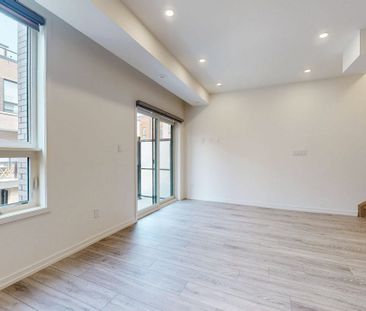 For Lease - 17 Lytham Green Circle Unit# 4, Newmarket, Ontario - Photo 6