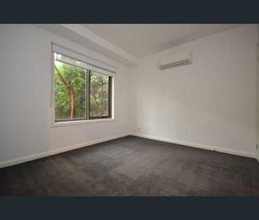 2/1 Kenneth Street, Preston, Vic 3072 - Photo 3