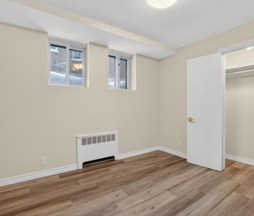 4652A Av. de Kent Montréal (Côte-des-Neiges, QC H3W - Photo 1