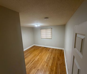 For Lease - 1622 Bristol Road, Mississauga, Ontario - Photo 1