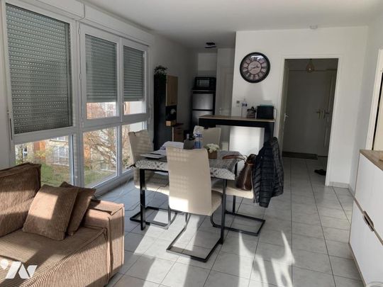 A LOUER T2 + STATIONNEMENT HENIN BEAUMONT - Photo 1