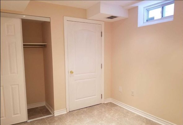 For Lease - 5689 Sidmouth Street Unit# Lower, Mississauga, Ontario - Photo 1