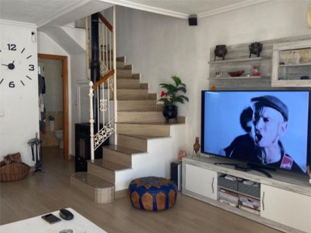 Casa adosada de alquiler en Calle de Luscinda, 35, Aguas Nuevas - Photo 4