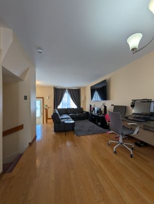 Maison à étages à Laval (Auteuil) - Photo 1