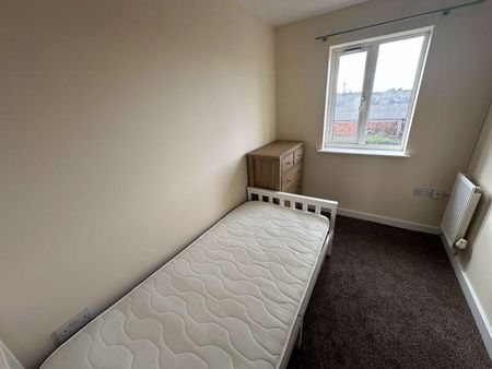 Studio to rent - Photo 5