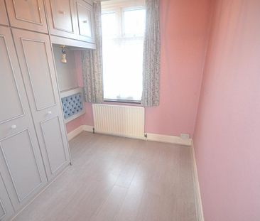 3 bedroom terraced house to rent - Photo 6