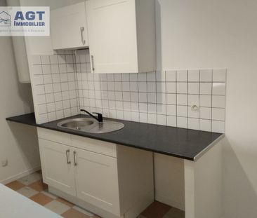 Location Appartement 2 pièces 49m² BEAUVAIS 60000 - Photo 2