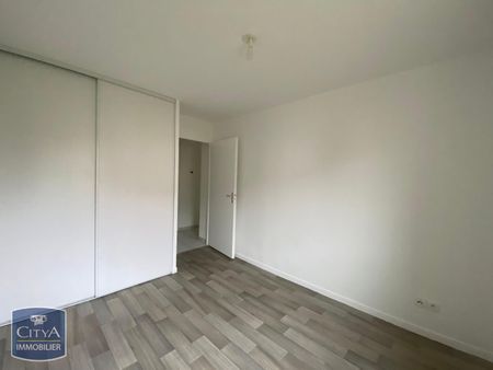 Location Appartement 2 pièces 43m² ELBEUF 76500 - Photo 3