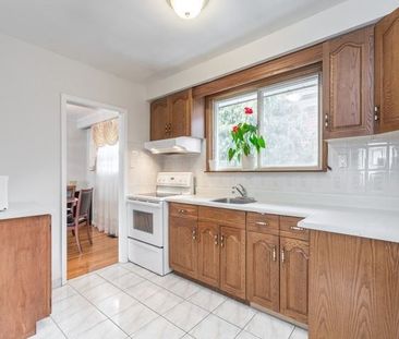 For Lease - 80 Tansley Avenue Unit# MAIN FLOOR, Toronto, Ontario - Photo 1