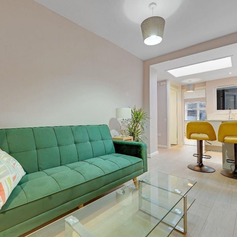 2 Bed Flat, Clarence Road, E5 - Photo 1
