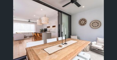 ALL INCLUSIVE! Experience your very own haven in this fully furnished boutique residence! - Photo 4