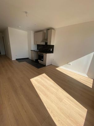 Location Appartement 2 pièces 37m² ISSY LES MOULINEAUX 92130 - Photo 1