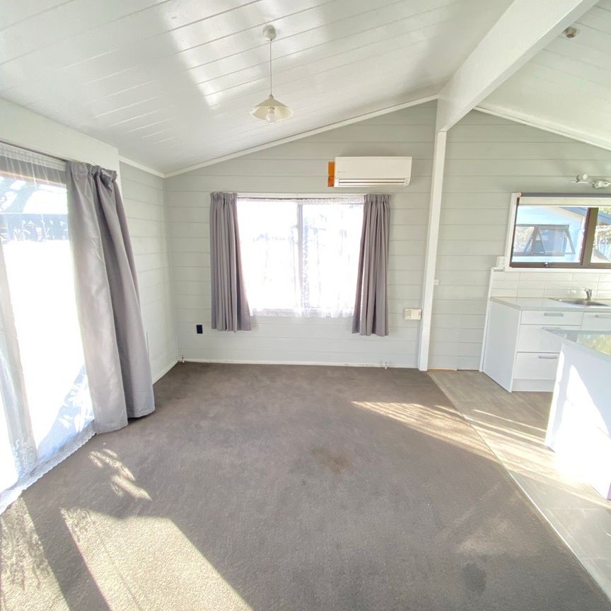 TRENT PLACE - Photo 1