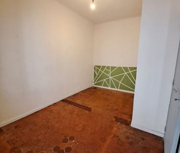 Appartement 2 pièces 30m2 MARSEILLE 5EME 650 euros - Photo 1