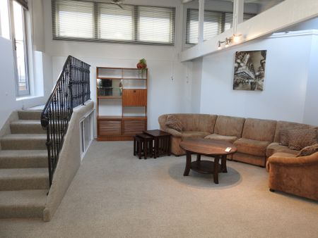 Furnished apartment in central city - Photo 4