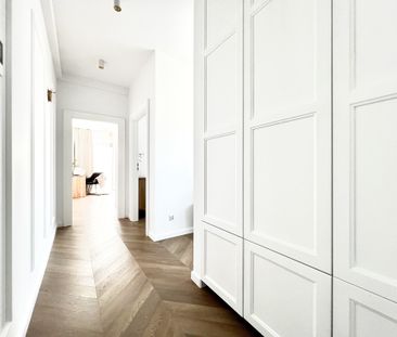 NOWOCZESNY APARTAMENT W ŚCISŁYM CENTRUM MIASTA ! - Zdjęcie 4