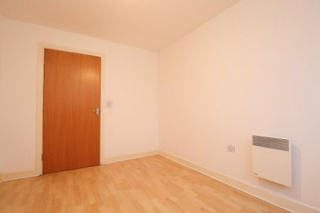 2 bedroom property to rent - Photo 4