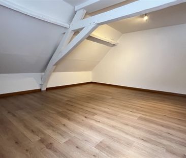 Jolie maison rénovée avec cour au centre du village - Foto 2