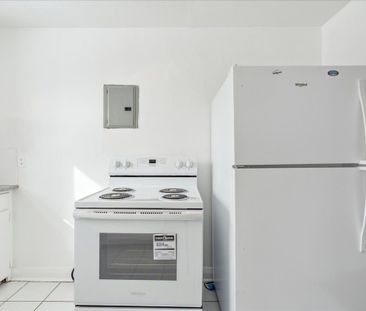 For Lease - 145 North Service Road Unit# 2, Oakville, Ontario - Photo 5