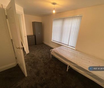 4 bedroom terraced house to rent - Photo 4