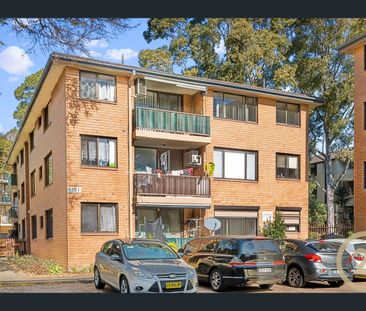 WALKING DISTANCE TO LIVERPOOL CBD - Photo 6