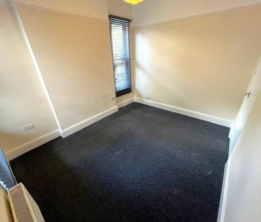 1 bedroom ground floor flat to rent - Photo 6