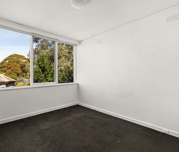 5/35 Mayston Street, Hawthorn East VIC 3123 - Photo 4