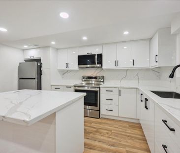 For Lease - 379 Bryant Crescent, Burlington, Ontario - Photo 5