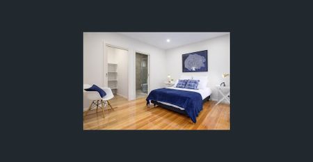 Stunning Townhouse! - Photo 2