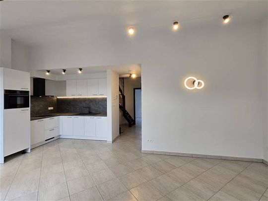Appartement te huur - Foto 1