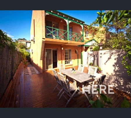 5/17 Kinsella Street, Joondanna, WA 6060 - Photo 2