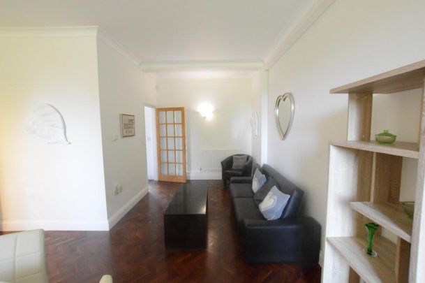 3 bedroom apartment to rent - Photo 1