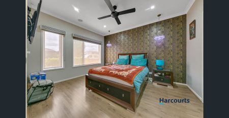 Modern, stylish and beautiful family home! - Photo 5