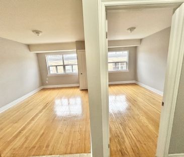 For Lease - 11 Thirty Third Street Unit# 303, Toronto, Ontario - Photo 4