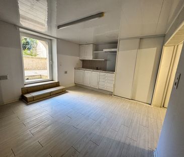 Location Appartement 3 pièces 65m² - Photo 2