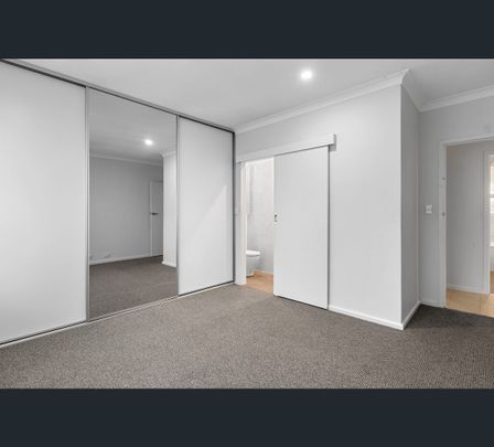 13 Parham Crescent, Port Noarlunga, SA 5167 - Photo 1