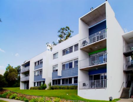 1 Bedroom Apartment Premium - Photo 3