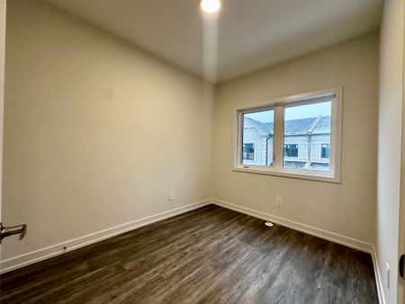 For Lease - 22 CHAPPLE Lane, Richmond Hill, Ontario - Photo 3