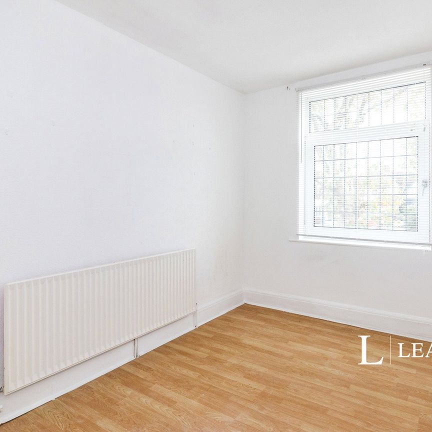 1 bedroom house to rent Elgar Avenue, Surbiton, KT5 - Photo 1