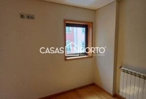 T1 Junto á Faculdade de Belas Artes