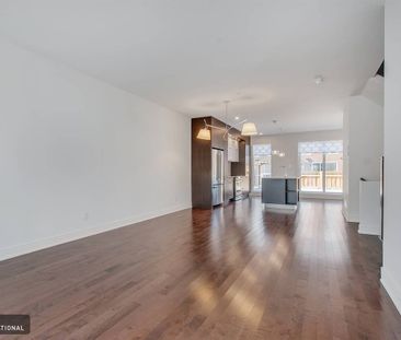 Splendid townhouse for rent in Pointe-Claire | Accès International - Photo 6