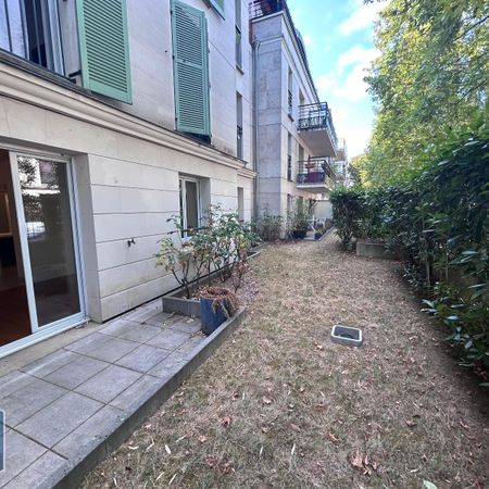 Location Appartement 1 pièce 26m² CHATOU 78400 - Photo 4