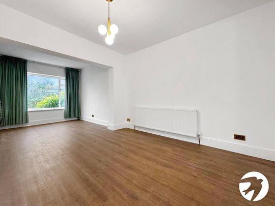 4 bedroom semi-detached house to rent - Photo 1