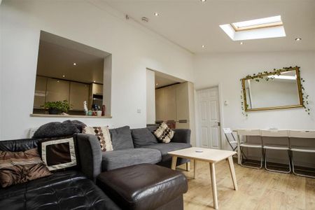 8 bedroom house to rent - Photo 3