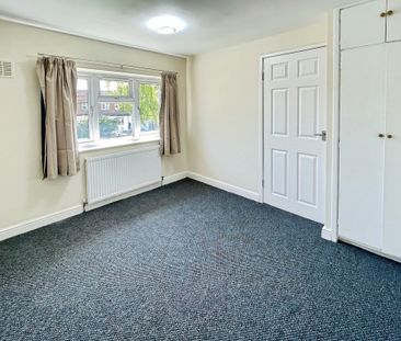 2 bedroom End Terraced House to let - Photo 5