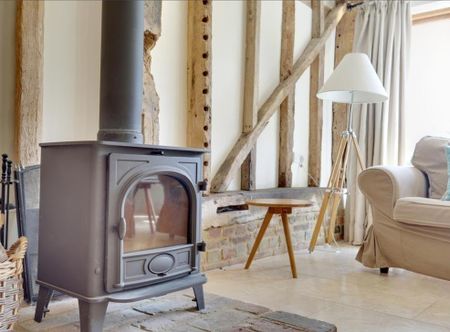 3 bedroom detached house to rent - Photo 2